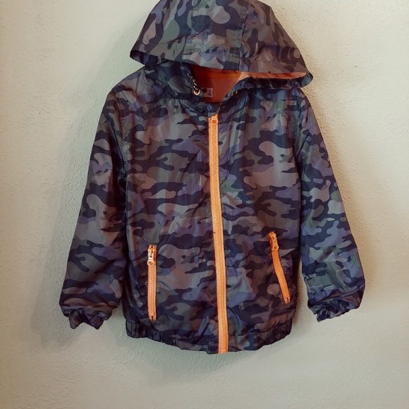 COPY - Epic Thread camo windbreaker w/hood. - Picture 6 of 8